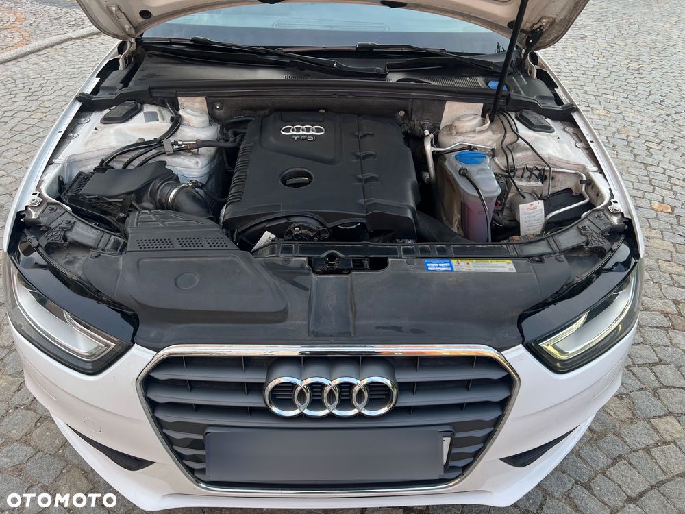Audi A4 Avant 1.8 TFSI Ambiente - 16