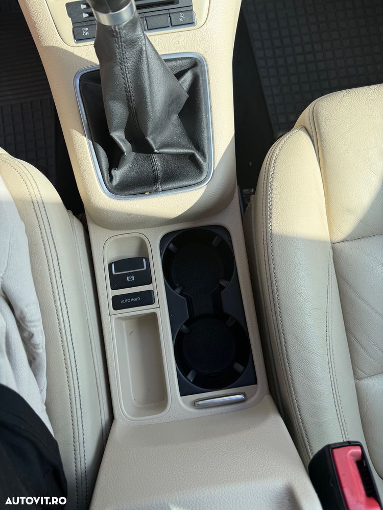 Volkswagen Tiguan 2.0 TDI DPF 4Motion Sport & Style - 11
