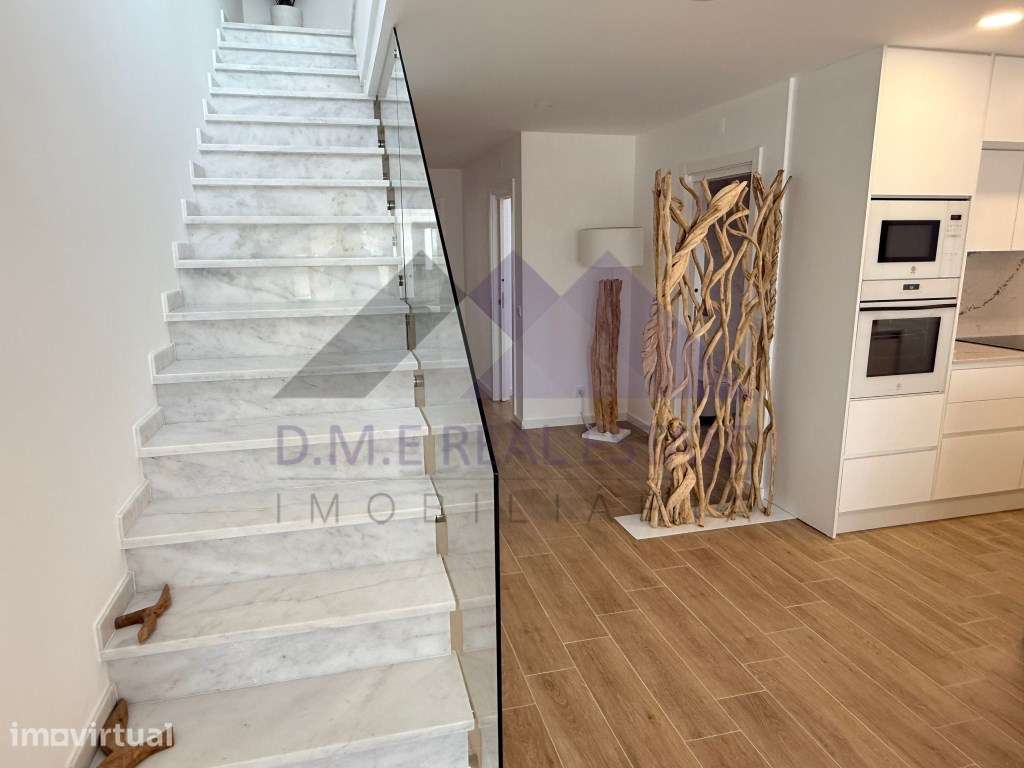 Apartamento Exclusivo T2 +2 (Quarto Interior) | 3 Casas de Banho | ... - Grande imagem: 2/27