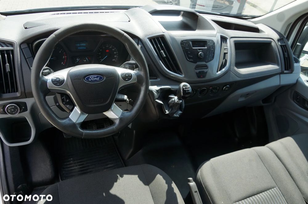 Ford Transit - 10
