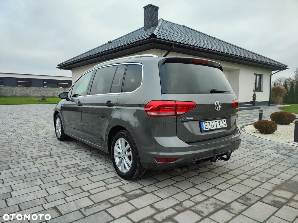 Volkswagen Touran 2.0 TDI BMT Comfortline DSG - 11