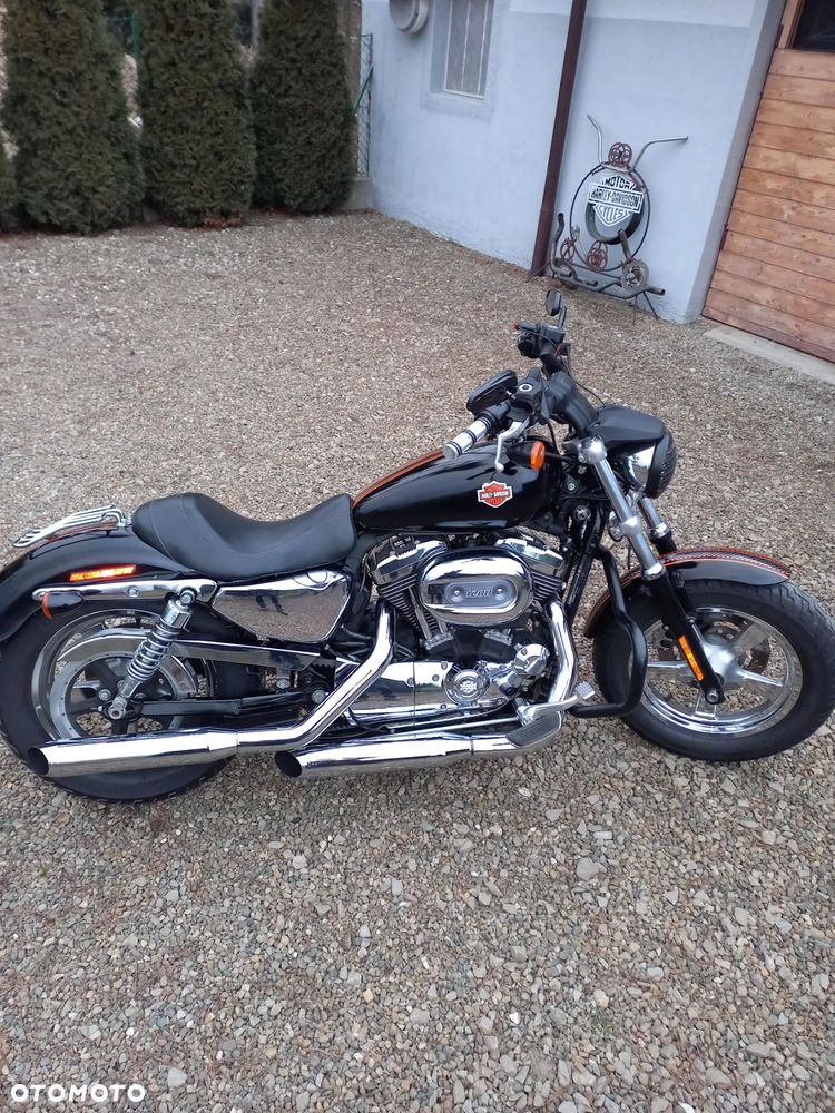 Harley-Davidson Sportster Custom 1200C - 2
