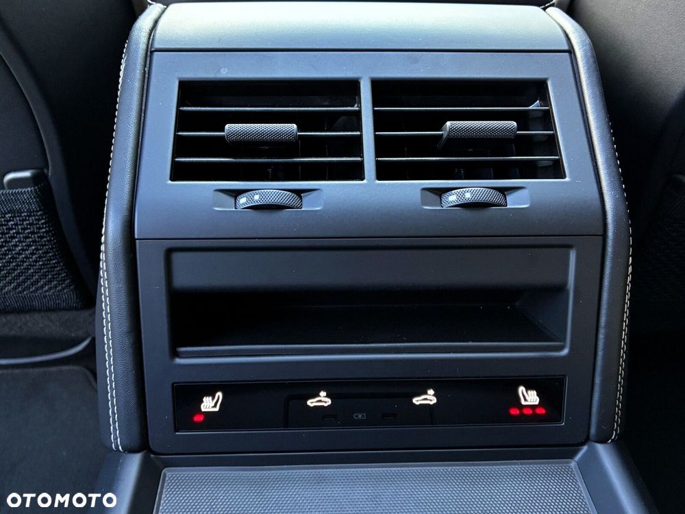 Porsche Panamera - 41