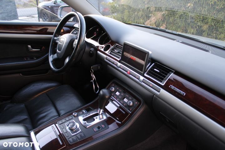 Audi A8 4.2 TDI Quattro - 33