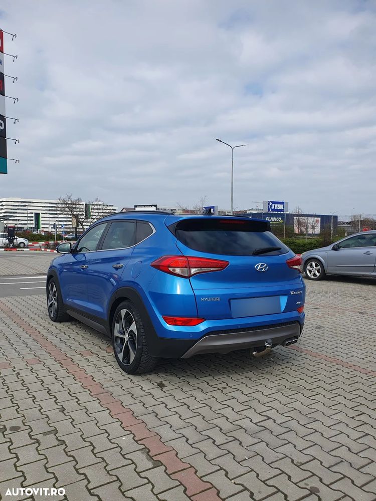 Hyundai Tucson 2.0 CRDI 4WD Automatik Style - 7