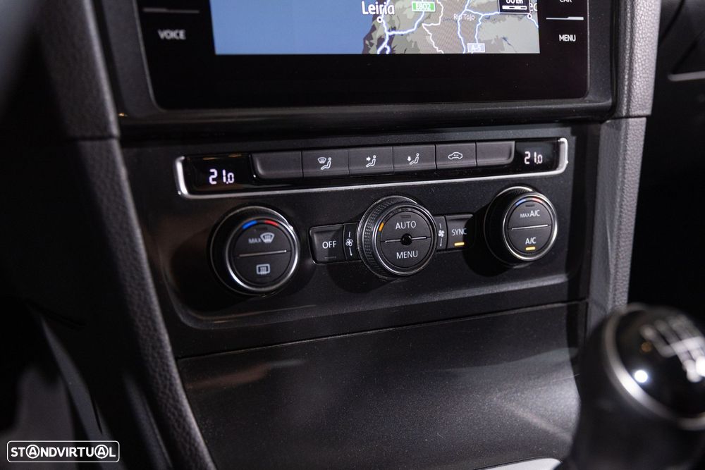 VW Golf Variant 1.0 TSI Confortline - 16