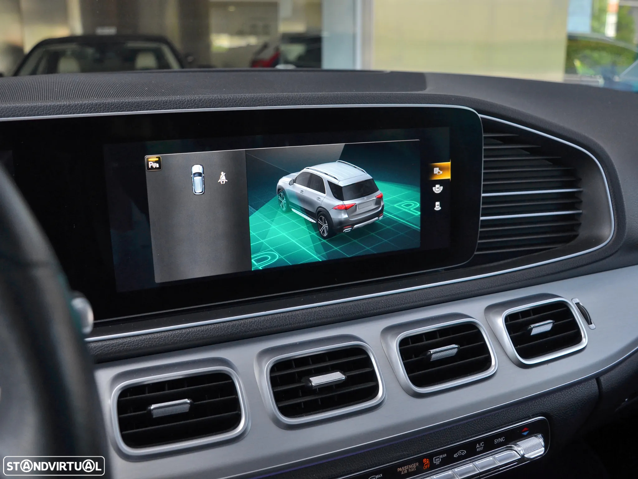 Mercedes-Benz GLE 300 d 4Matic - 27