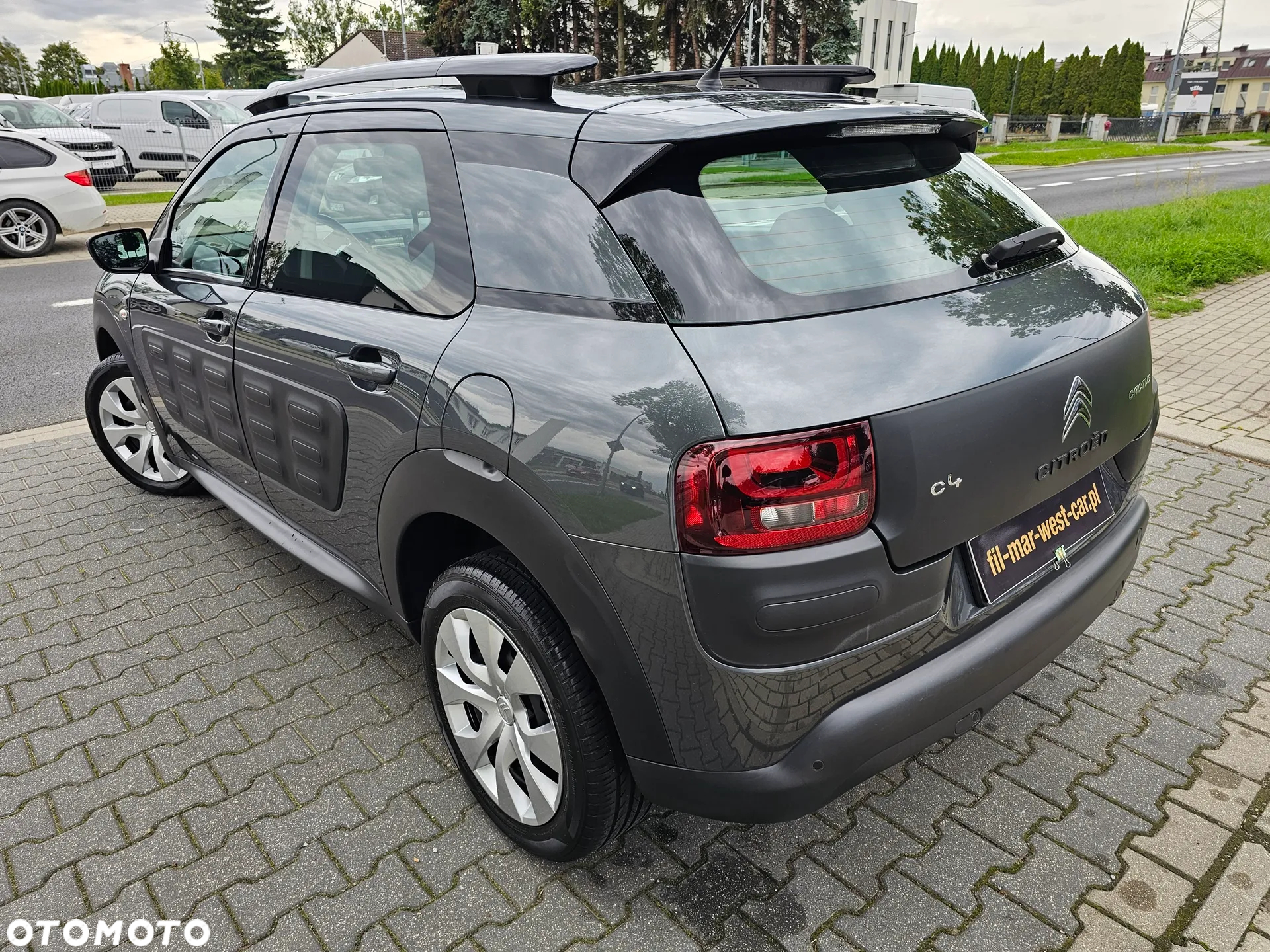 Citroën C4 Cactus 1.2 PureTech Live S&S - 10