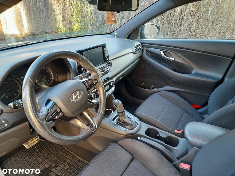 Hyundai i30 1.0 T-GDI 48V-Hybrid DCT Connect & Go - 8
