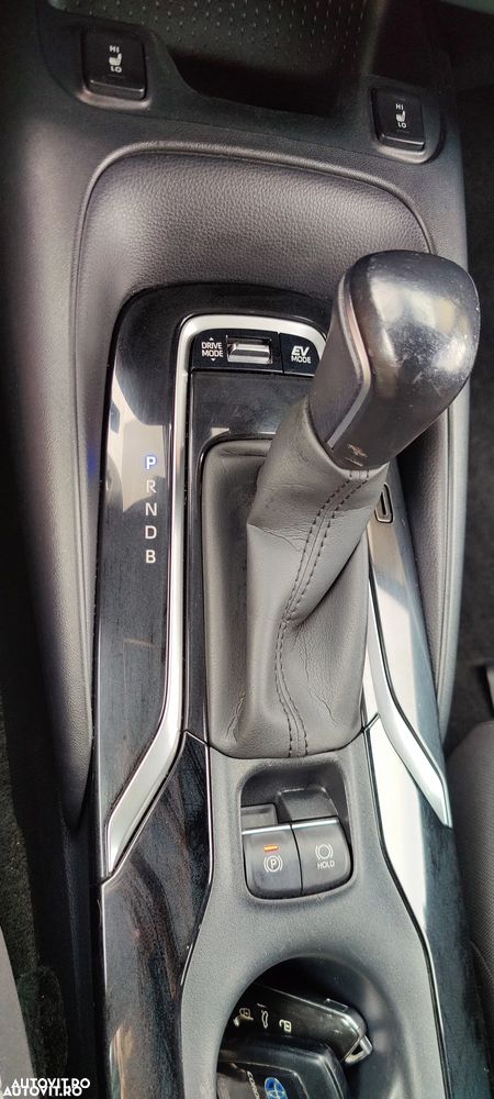 Toyota Corolla 1.8 HSD Dynamic - 19