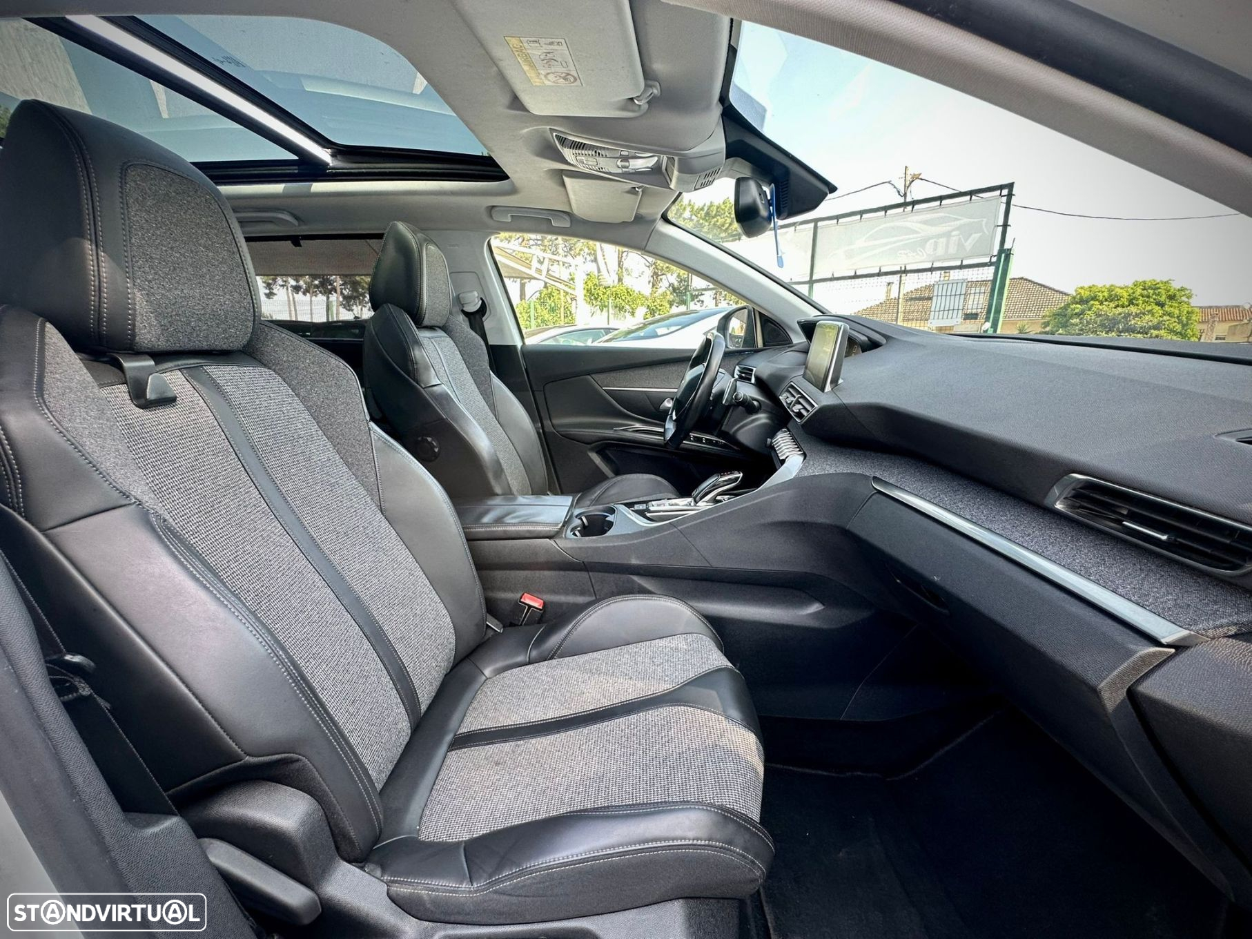 Peugeot 5008 1.6 BlueHDi Allure EAT6 J17 - 12