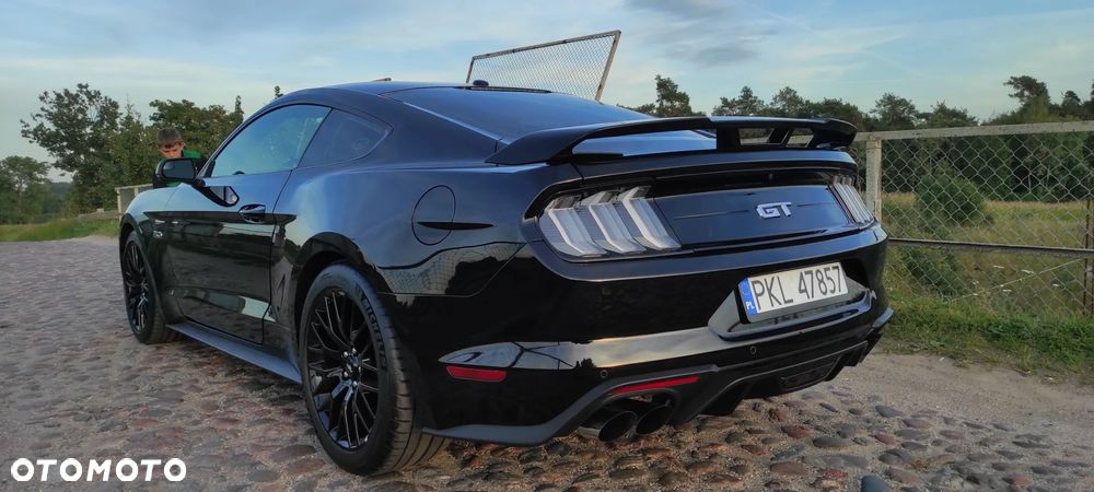 Ford Mustang 5.0 V8 GT - 8