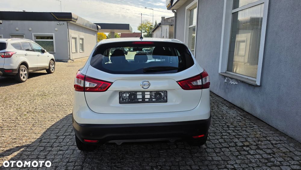 Nissan Qashqai 1.2 DIG-T N-Connecta - 6