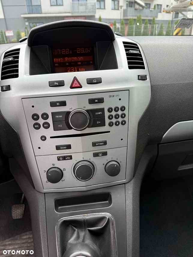 Opel Zafira 1.8 Elegance - 10
