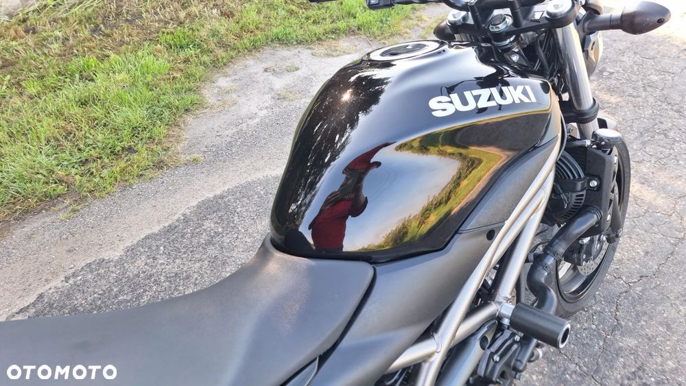 Suzuki SV - 20