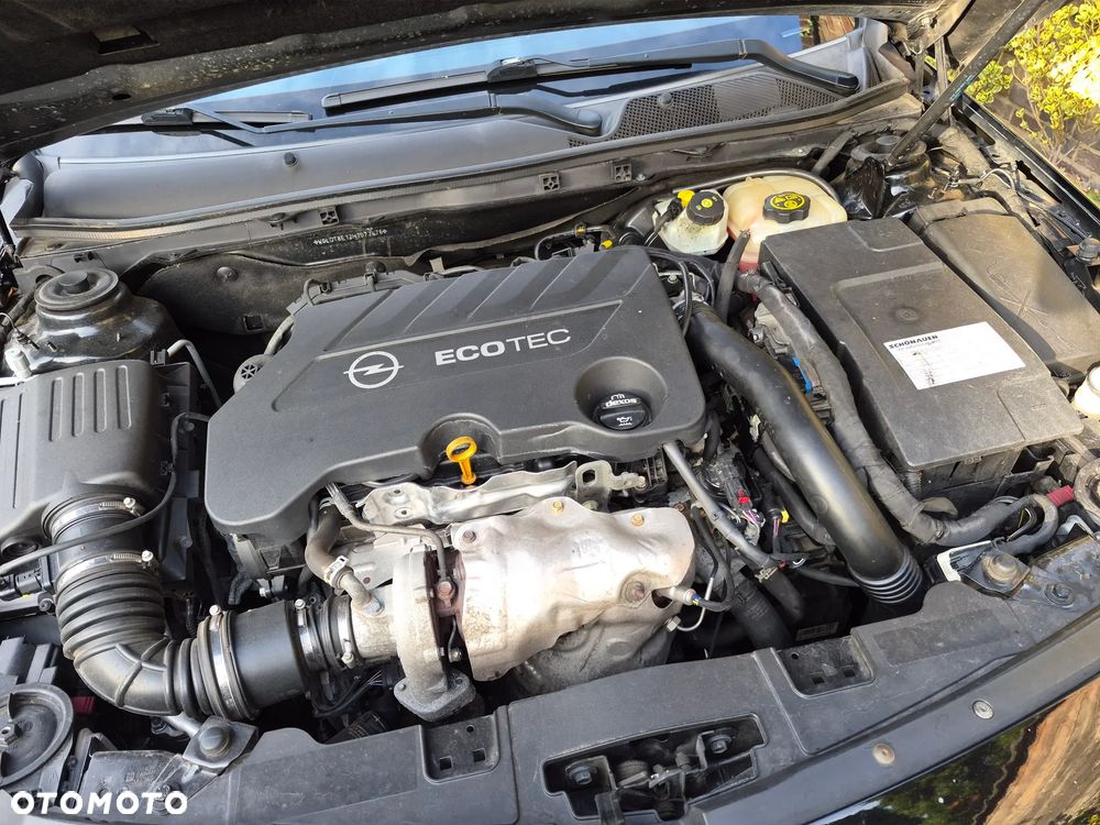 Opel Insignia - 31
