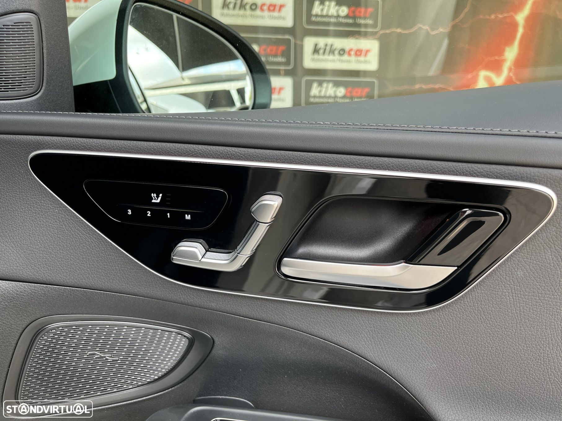 Mercedes-Benz C 300 e AMG Line - 39