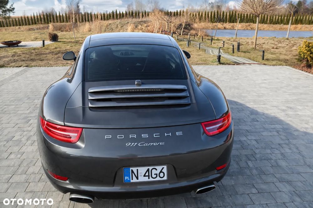 Porsche 911 Carrera PDK - 10