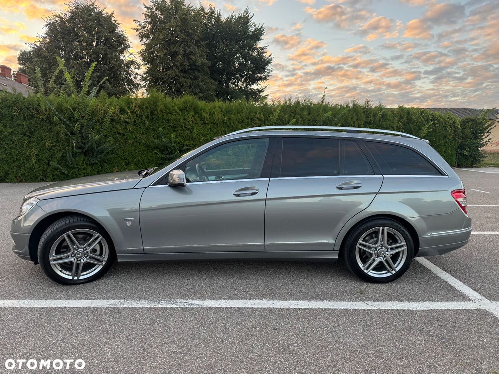 Mercedes-Benz Klasa C 200 CGI BlueEff Avantgarde - 7
