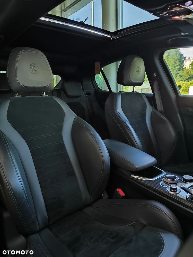 Alfa Romeo Stelvio 2.9 V6 Bi-Turbo Quadrifoglio Q4 - 18