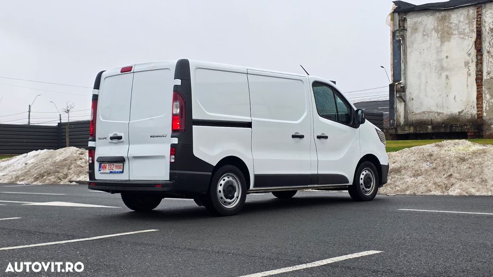 Renault Trafic - 28