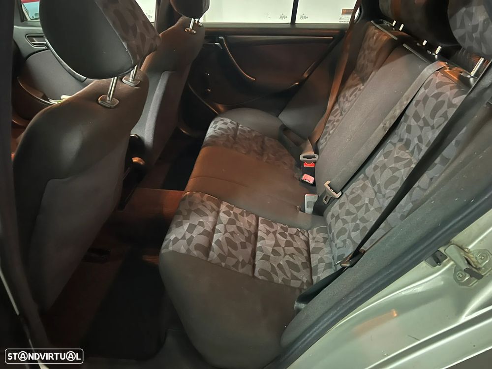 Mercedes-Benz C 220 D - 5