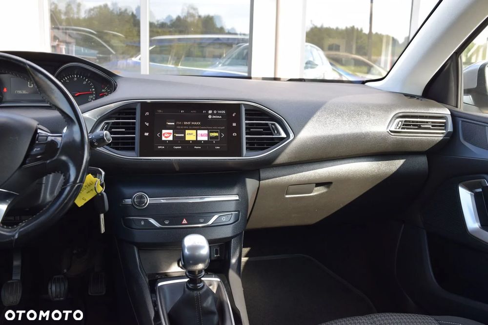 Peugeot 308 1.6 BlueHDi Active S&S - 29