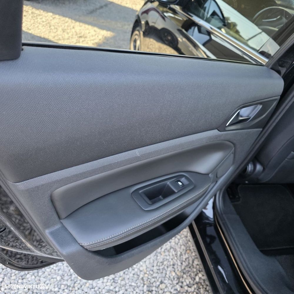 Peugeot 308 SW 1.6 e-HDi Allure J17 - 33