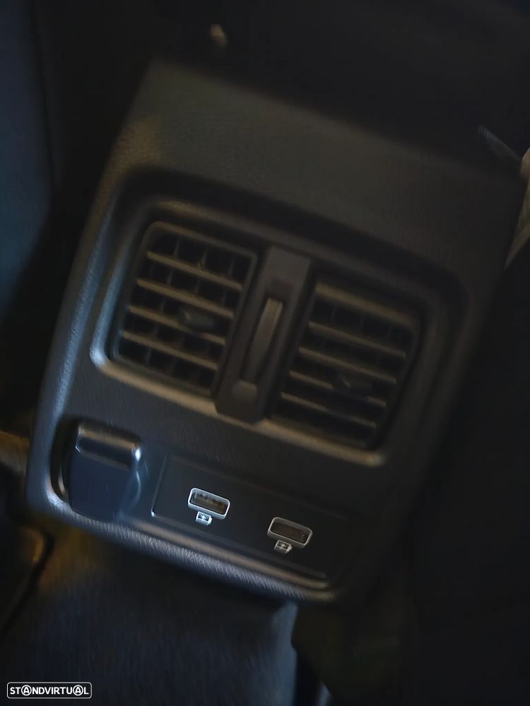 Renault Captur 1.0 TCe Techno Bi-Fuel - 35