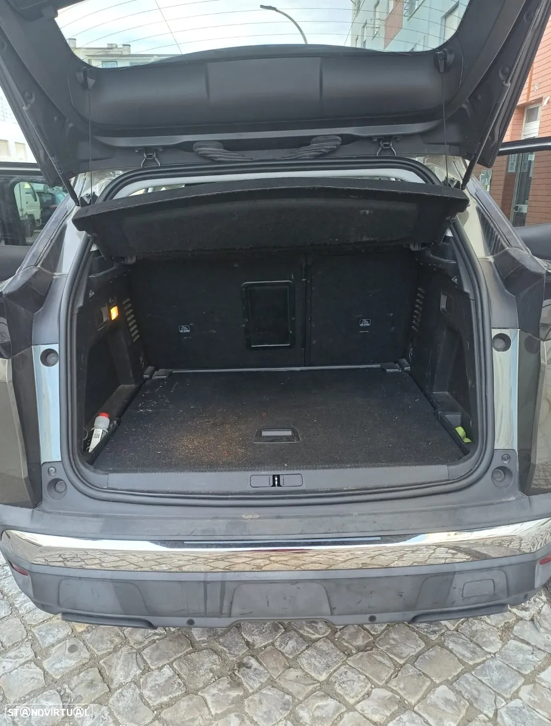 Peugeot 3008 BlueHDi 130 Stop & Start EAT8 Allure - 5
