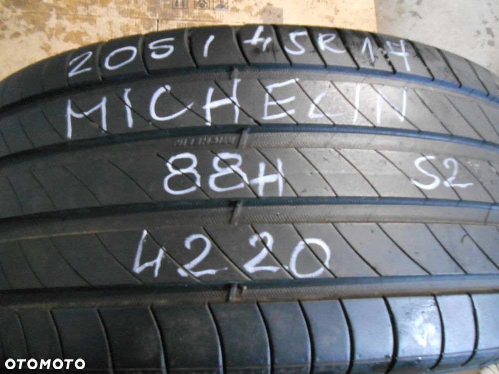 OPONY 205/45R17 MICHELIN PRIMACY 4 S2 DOT 1623 /  4220 7.4MM - 2
