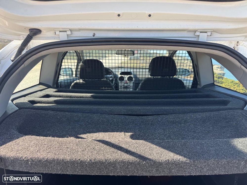 Opel Corsa 1.3 CDTi Enjoy EcoFLEX - 2