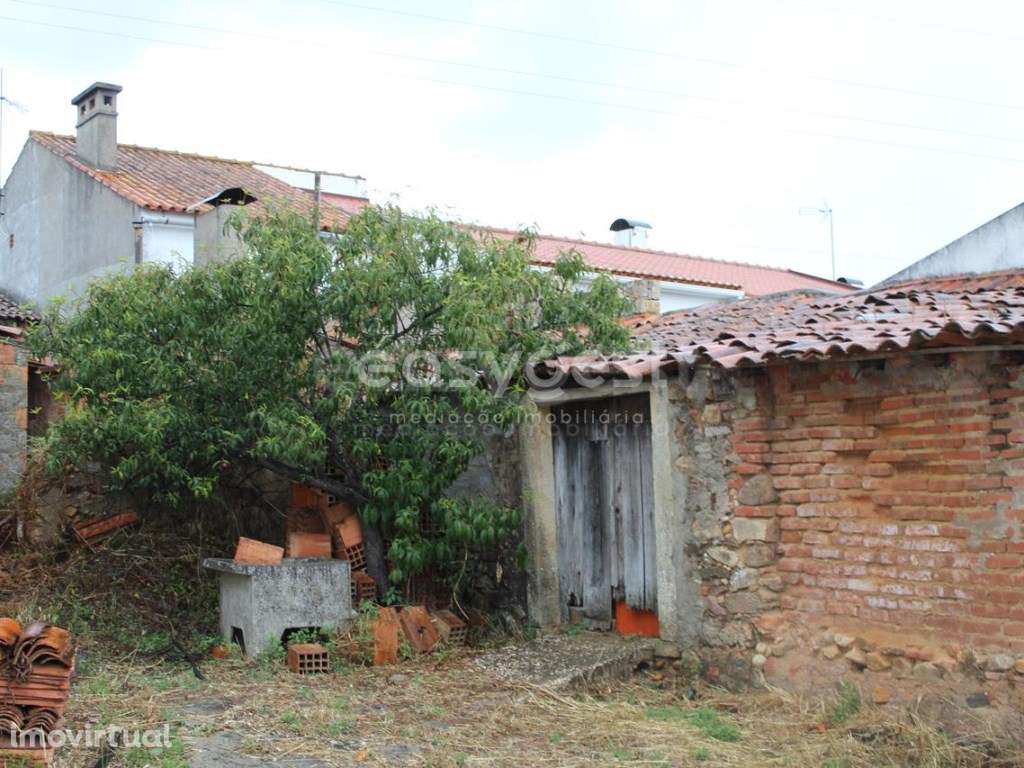 Moradia T3 Térrea localizada na freguesia da Asseiceira - Grande imagem: 2/26