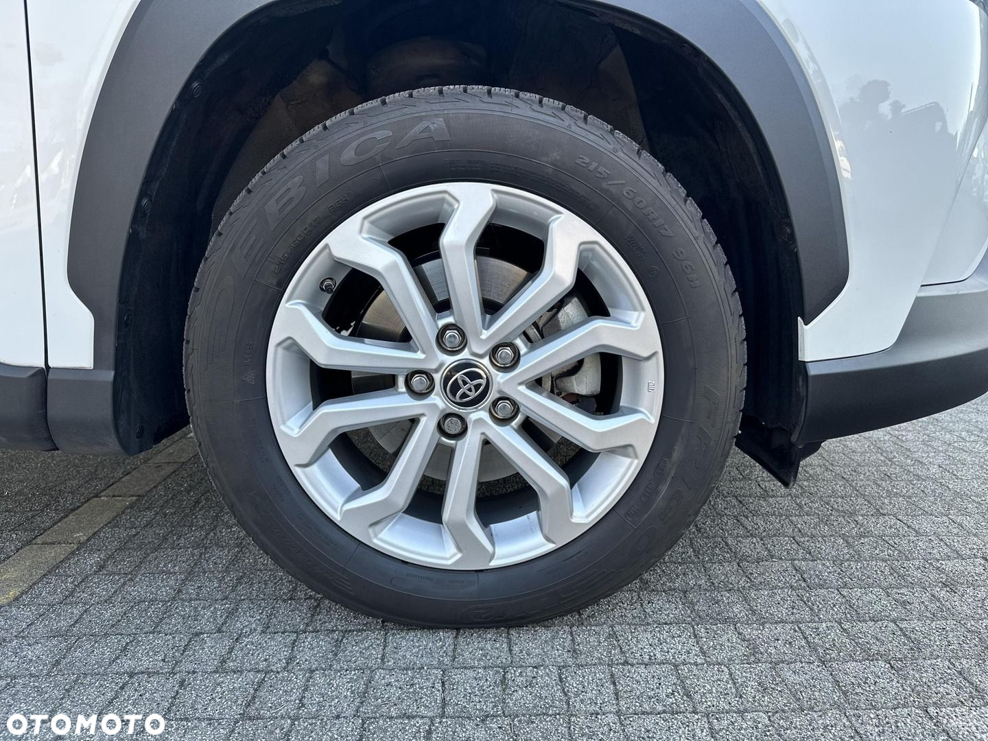 Toyota Corolla Cross 2.0 Hybrid Comfort - 26