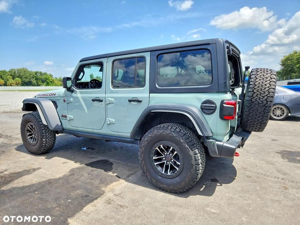 Jeep Wrangler - 2