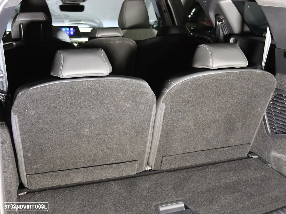 Peugeot 5008 1.2 Hybrid Allure Pack e-DCS6 - 17