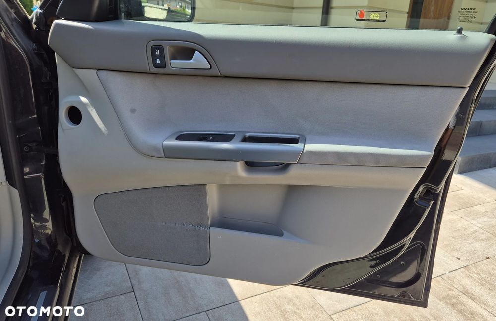 Volvo V50 2.0D Momentum - 12