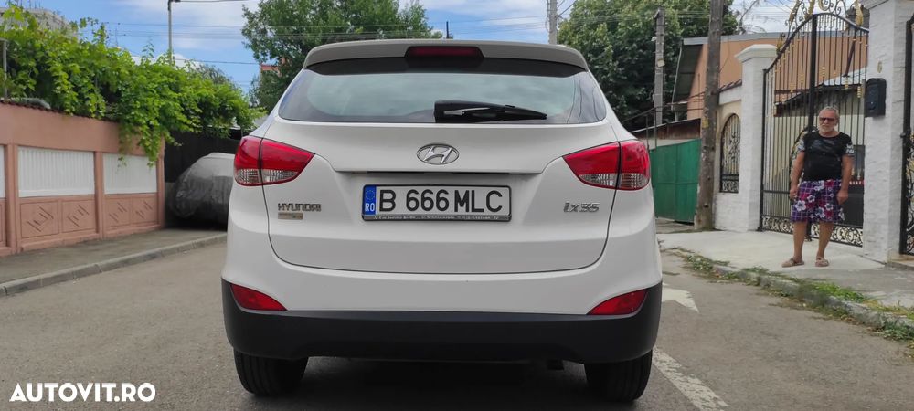 Hyundai Tucson - 4