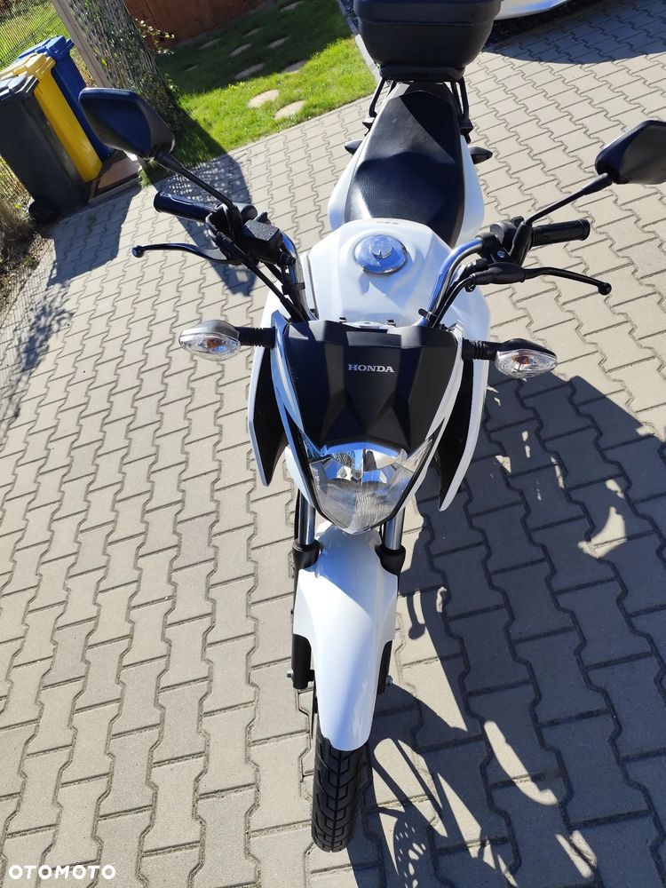 Honda CBF - 3