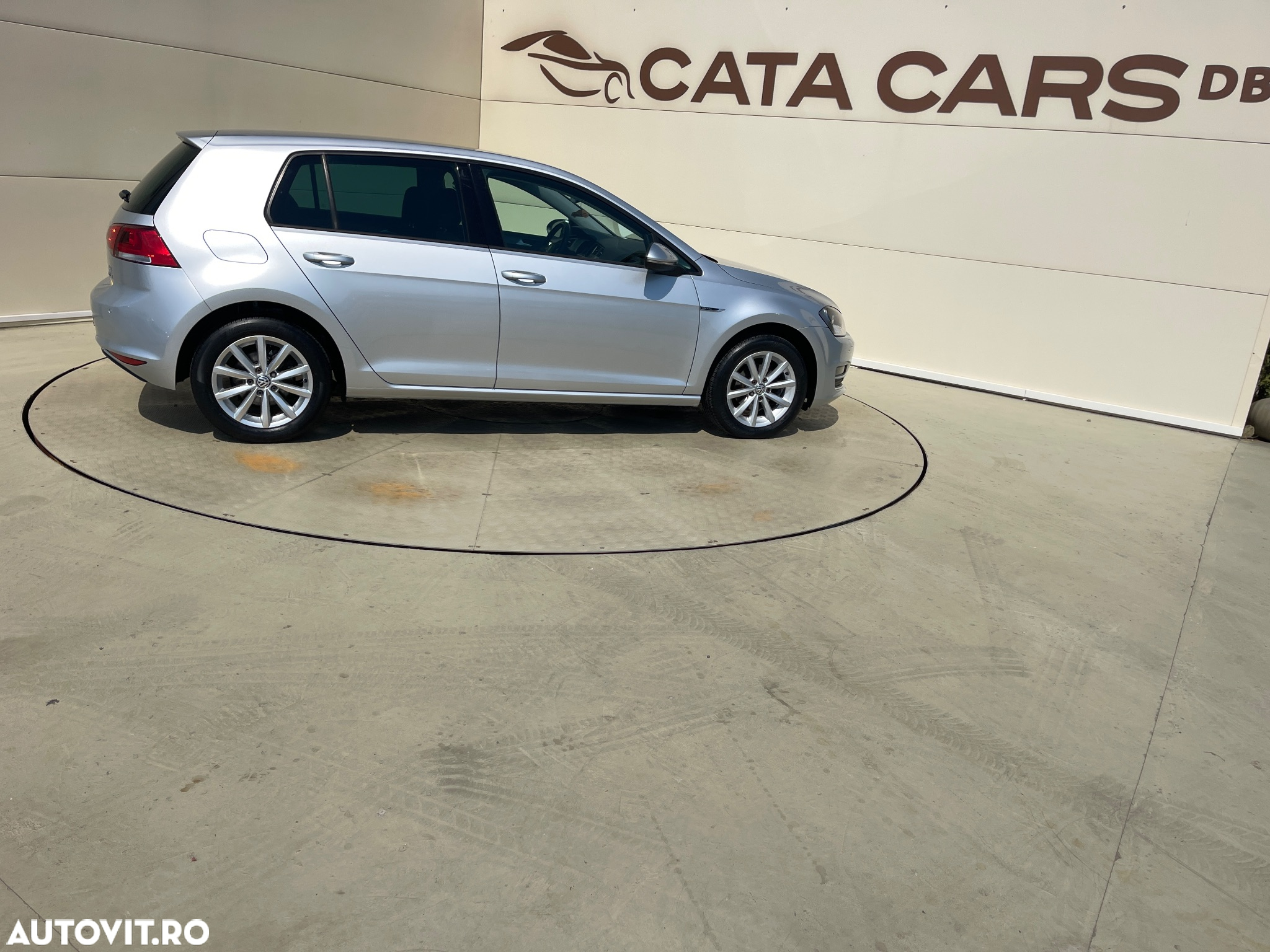 Volkswagen Golf 1.2 TSI BlueMotion Technology Lounge - 18