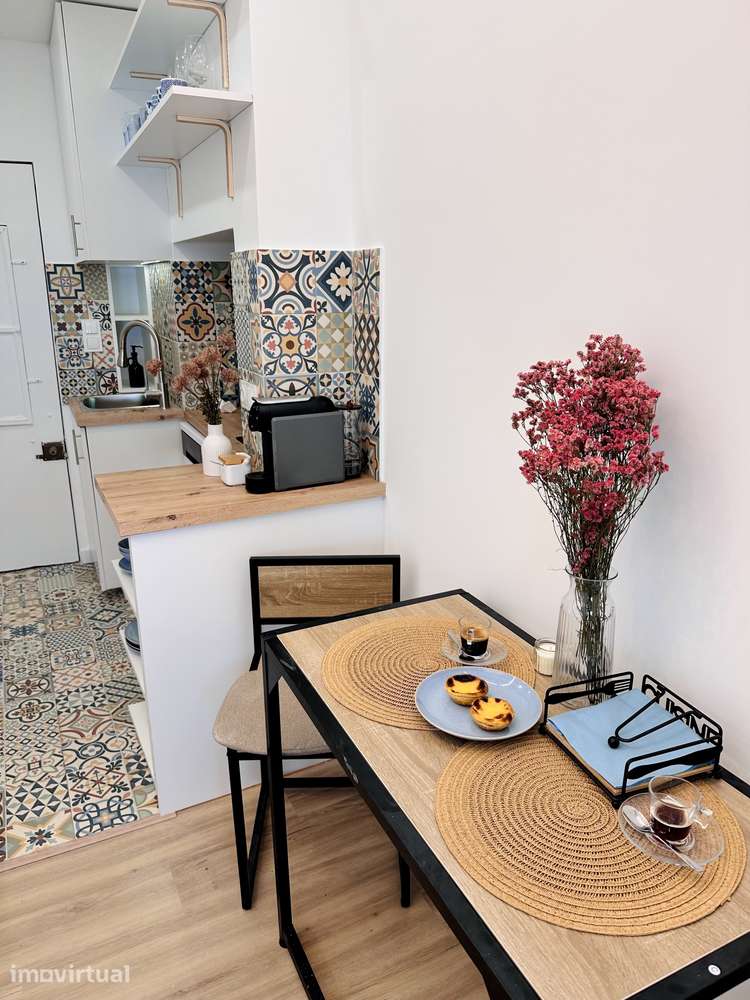 Boutique Suite Castle Peek Graça-Newly Renovated - Grande imagem: 4/12