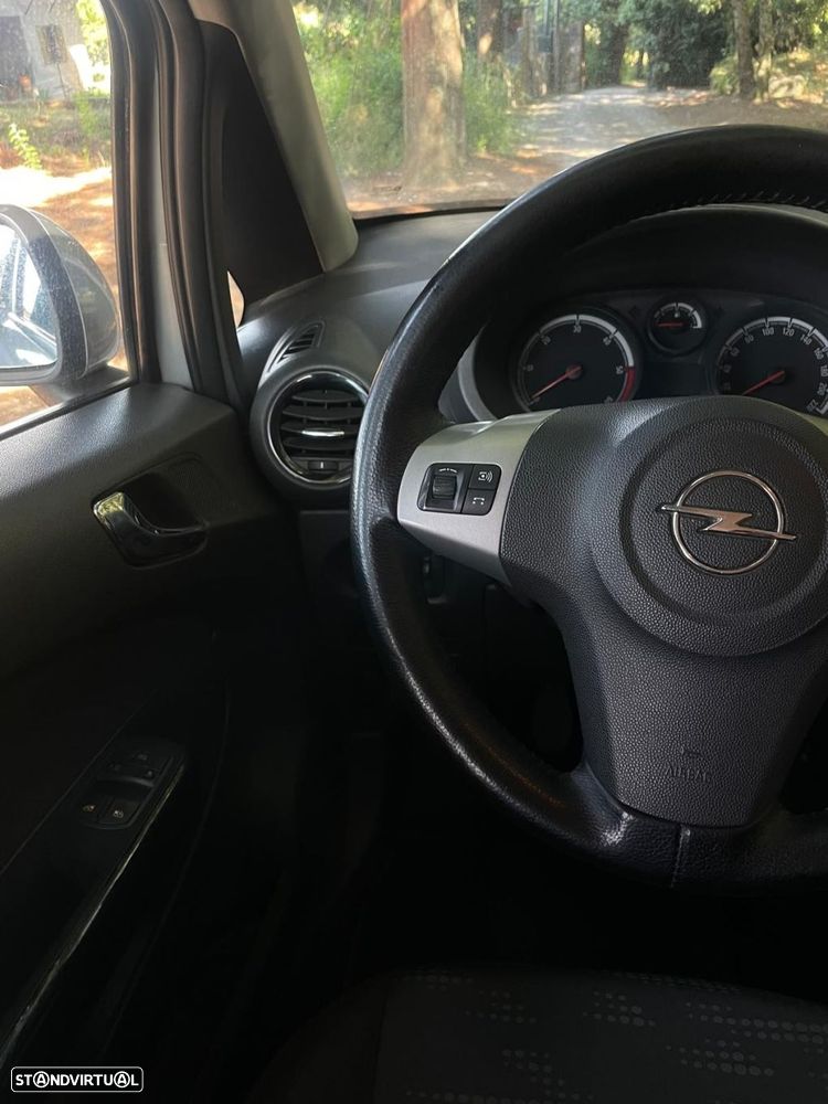 Opel Corsa 1.3 CDTi Enjoy EcoFLEX - 18