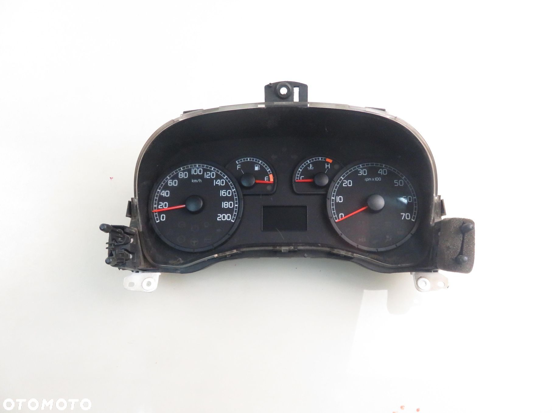 LICZNIK FIAT DOBLO I (MPV) 1.3 JTD 16V - 188 A9.000 51750751 - 1