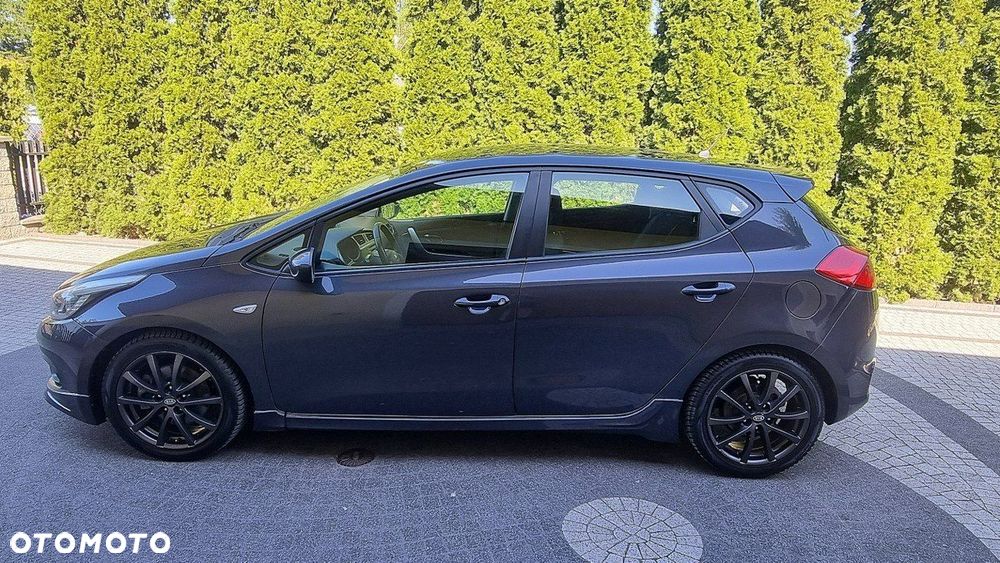Kia Ceed - 3