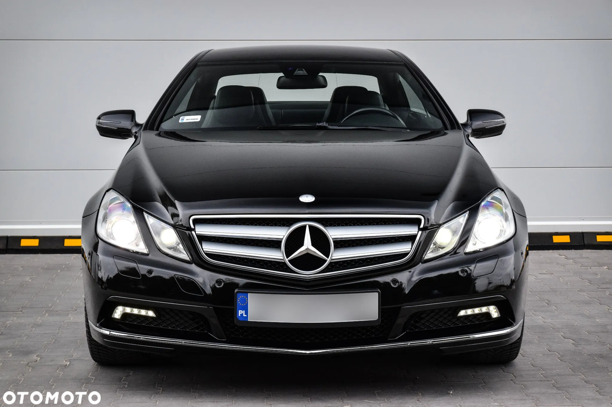 Mercedes-Benz Klasa E 250 CGI BlueEffICIENCY - 15