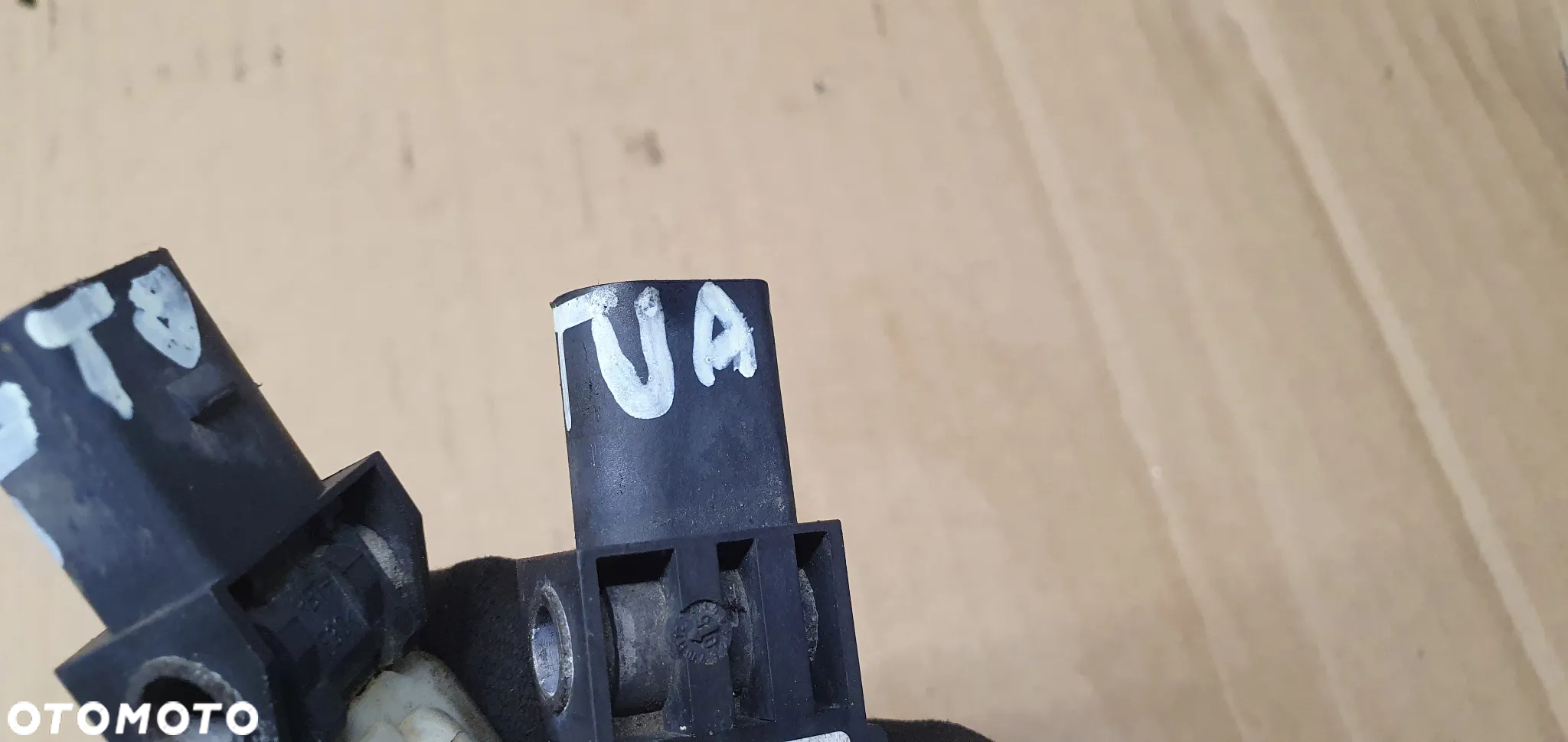 Czujnik uderzeniowy Airbag VW Touareg 7L0909606D - 5
