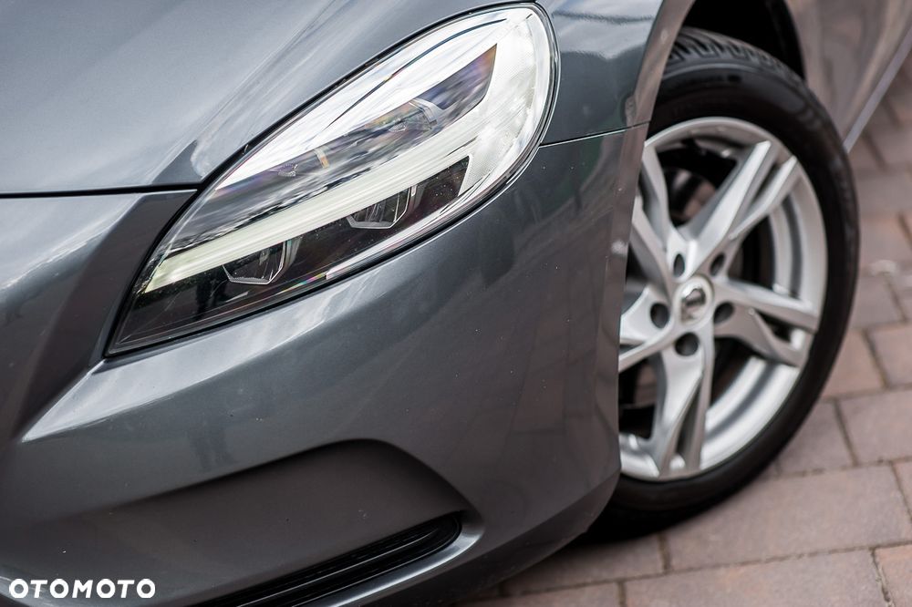 Volvo V40 T2 Kinetic - 8