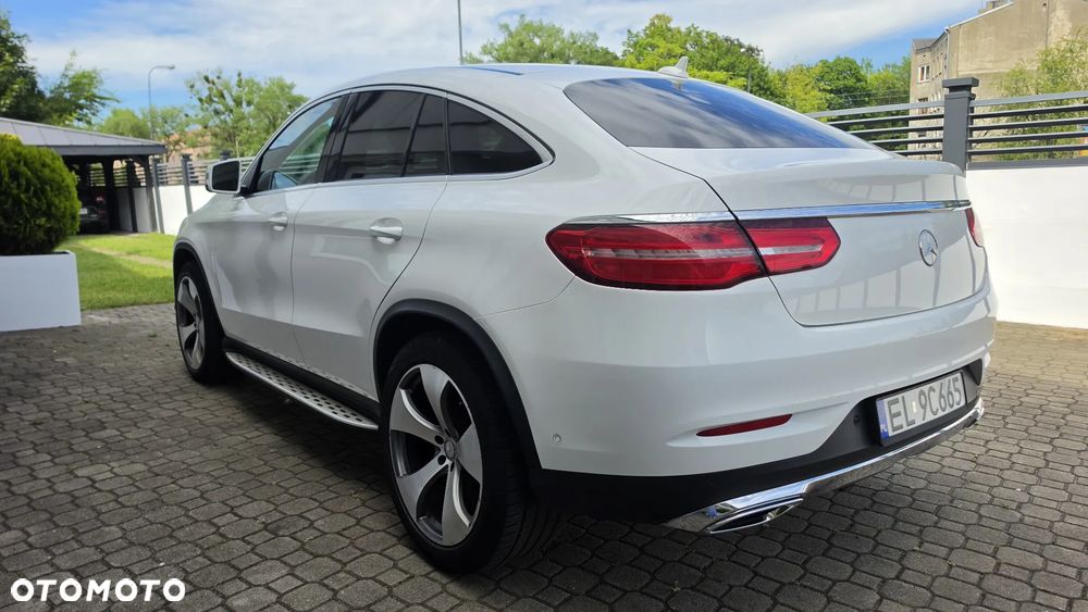 Mercedes-Benz GLE - 16