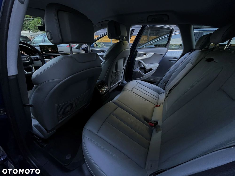 Audi A4 Avant 2.0 TDI Design - 20