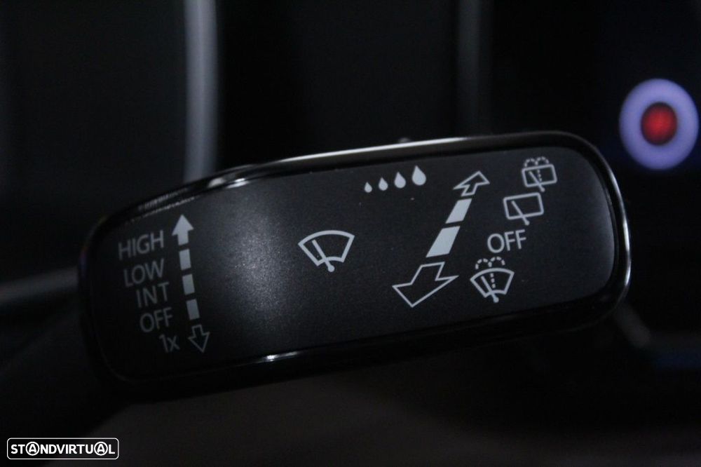 SEAT Leon 1.5 TSI e-Hybrid Style DSG - 25